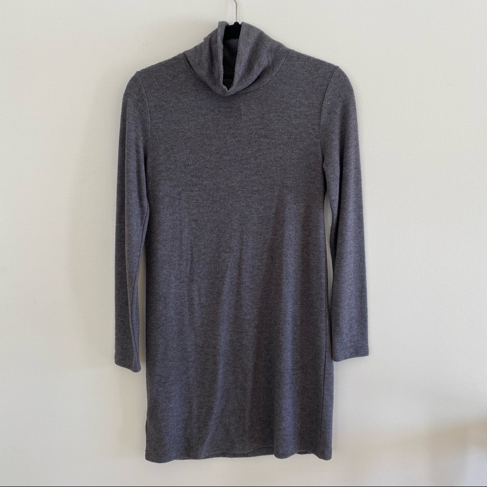 NWT Lou & Grey sweater dress